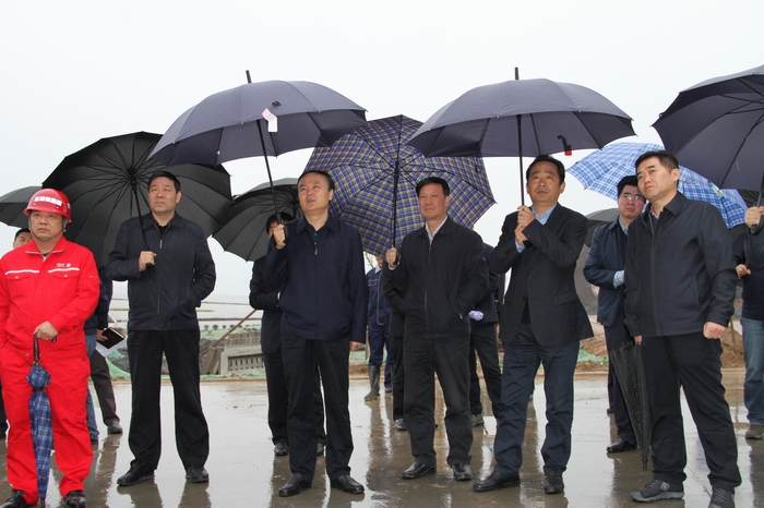 2017-4-9市長(zhǎng)檢查北水廠(chǎng) 010.jpg